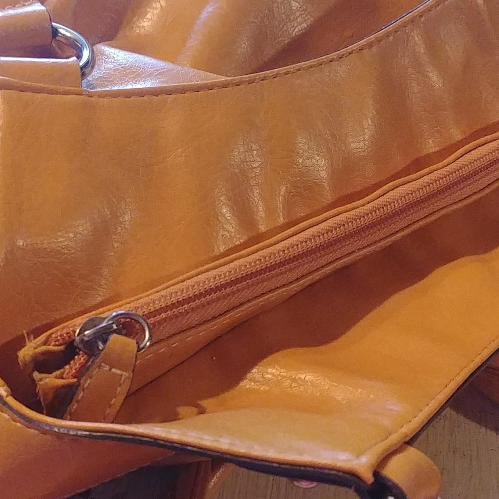 Purse - Picture 6 of 8